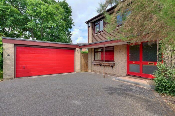 4 Bedroom Detached House For Sale In Montacute Way, Merley, Wimborne, BH21