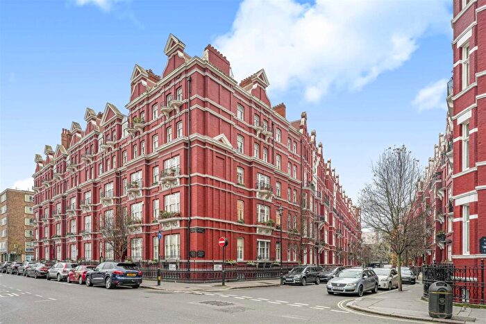 3 Bedroom Apartment To Rent In Cabbell Street, NW1