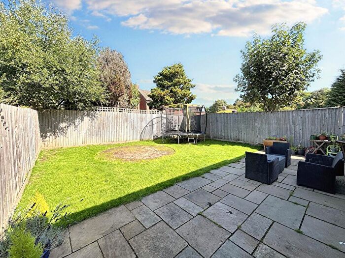 4 Bedroom Detached House For Sale In Bruyn Road, Fordingbridge, SP6