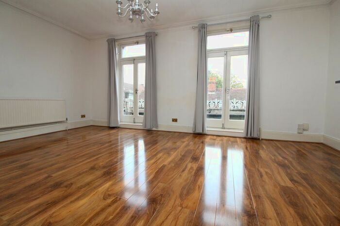 2 Bedroom Maisonette To Rent In Bexley High Street, Bexley, DA5