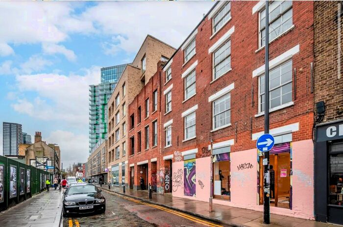 2 Bedroom Flat To Rent In Sclater Street, Shoreditch, London, E1