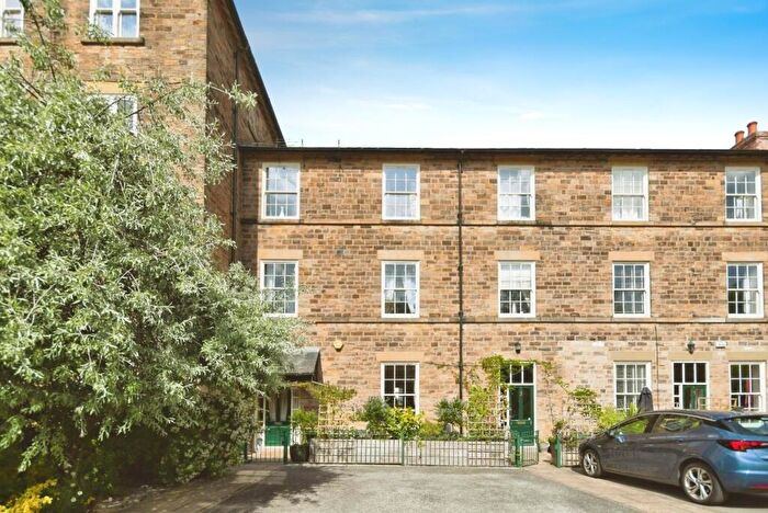 4 Bedroom Terraced House For Sale In Brearley Hall, Woodmere Drive, Old Whittington, Chesterfield, S41