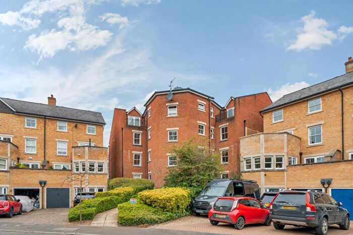 3 Bedroom Apartment To Rent In Marston Ferry Road, Summertown, OX2