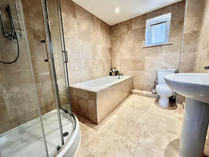 1 Bedroom Flat To Rent In Carlton Place, Leeds, LS7