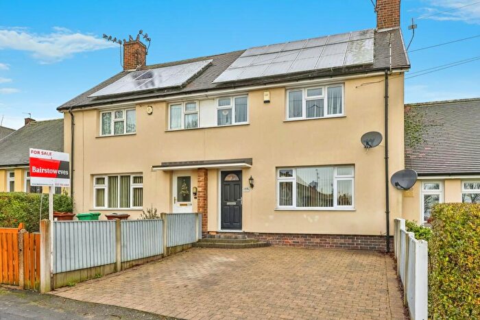 3 Bedroom Terraced House For Sale In Thistledown Road, Clifton, Nottingham, NG11