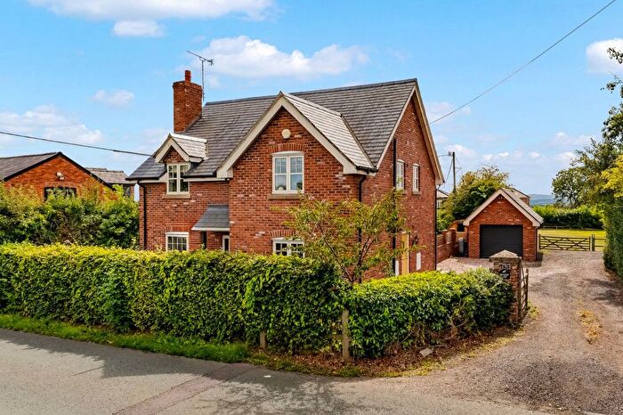 4 Bedroom Detached House For Sale In Hermitage Road, Saughall, Chester, Cheshire, CH1