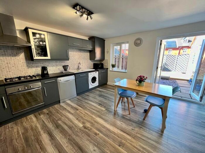 4 Bedroom Semidetached House For Sale In Ryder Drive, Muxton, Telford, TF2