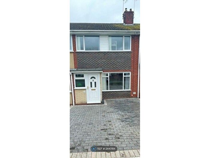 3 Bedroom Terraced House To Rent In St. Andrews Drive, Burton-On-Trent, DE13