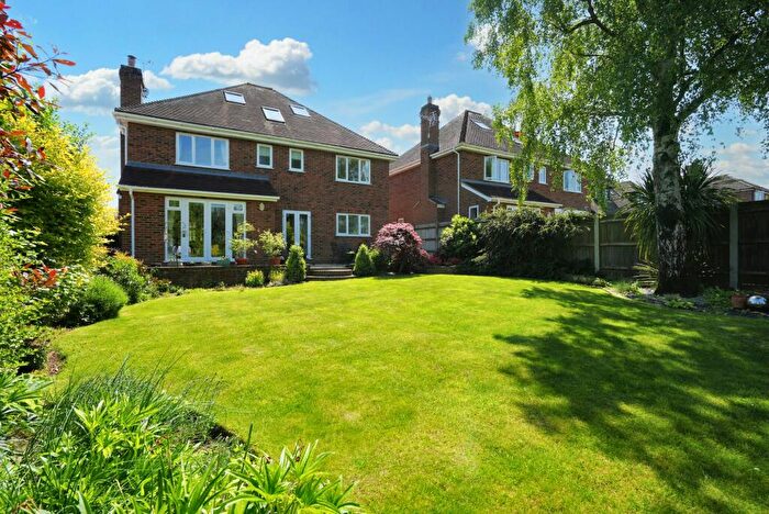 5 Bedroom Detached House For Sale In Dean Street, East Farleigh, ME15