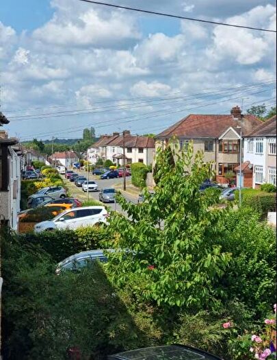 3 Bedroom Semi-Detached House To Rent In Westwood Avenue, Brentwood, Essex, CM14