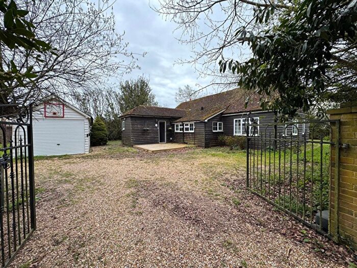 4 Bedroom Bungalow For Sale In Swifts Green, Smarden, TN27