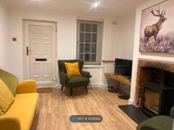 2 Bedroom Semi-Detached House To Rent In The Street, Mersham, Ashford, TN25