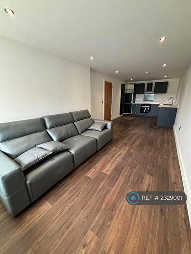 1 Bedroom Flat To Rent In Prospect Street, Huddersfield, HD1