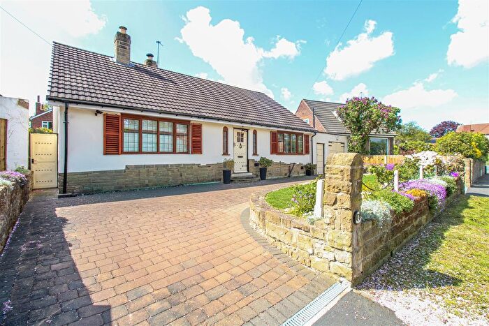 2 Bedroom Detached Bungalow For Sale In Walton Lane, Sandal, Wakefield, WF2