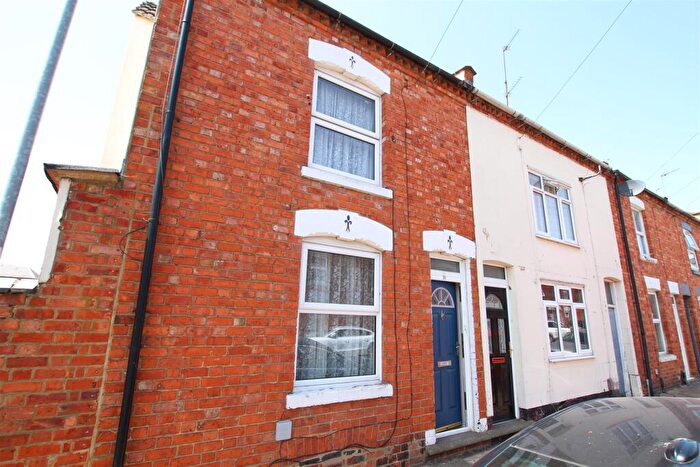 2 Bedroom House To Rent In Melville Street, Northampton, NN1