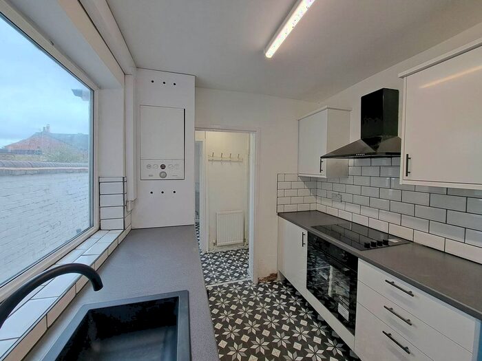 3 Bedroom Terraced House To Rent In Grafton Street, St Helens, WA10