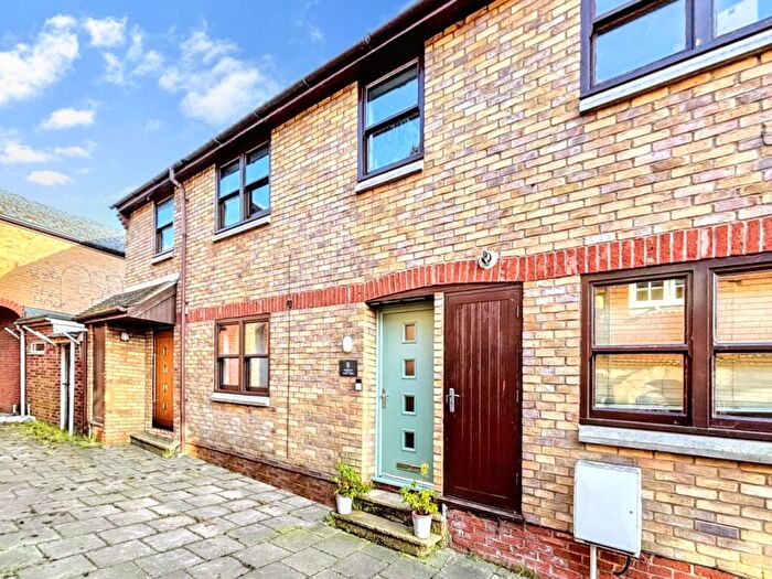 3 Bedroom Maisonette To Rent In Woolpack Lane, St Ives, Cambs, PE27