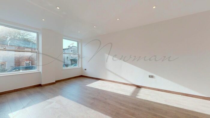 1 Bedroom Flat To Rent In Harvest Lane, Thames Ditton, KT7