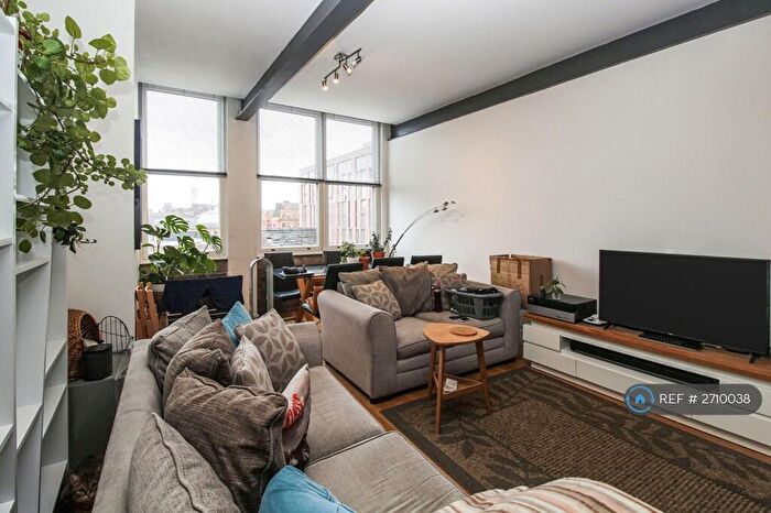 2 Bedroom Flat To Rent In Church Street, Manchester, M4