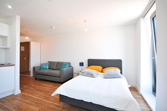 1 Bedroom Flat To Rent In Studio Apartment – Michigan Point, Media City, Salford Quays, M50