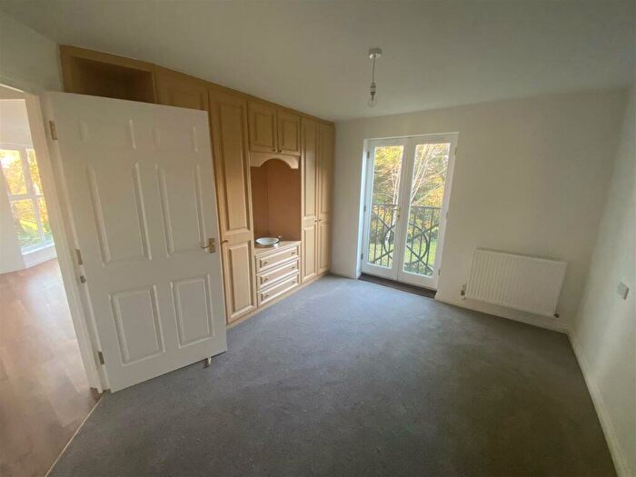 2 Bedroom Apartment To Rent In Glassmill House, Robertson Road, Berkhamsted, HP4