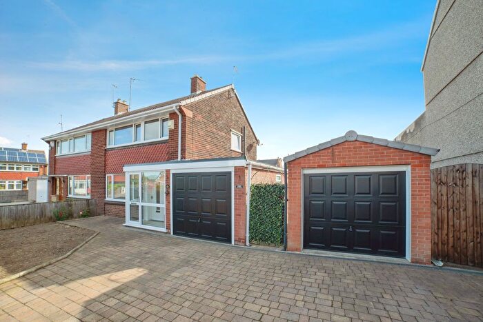 3 Bedroom Semi-Detached House For Sale In Ashfield Road, Huthwaite, Sutton-In-Ashfield, Nottinghamshire, NG17