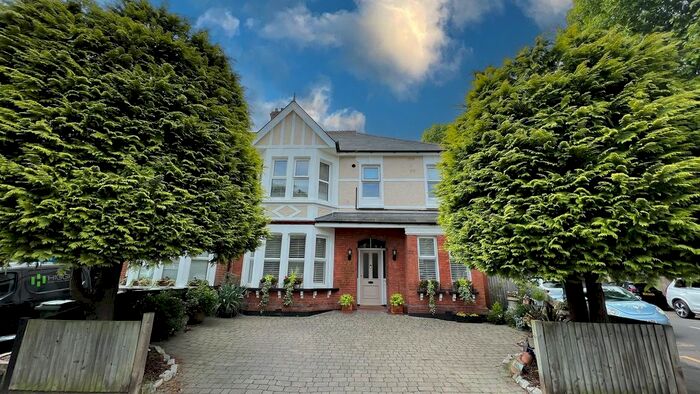 1 Bedroom Flat To Rent In Blenheim Gardens, Wallington, Surrey, SM6