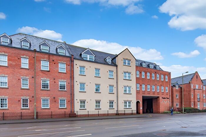 2 Bedroom Flat To Rent In Warwick Road, Banbury, OX16