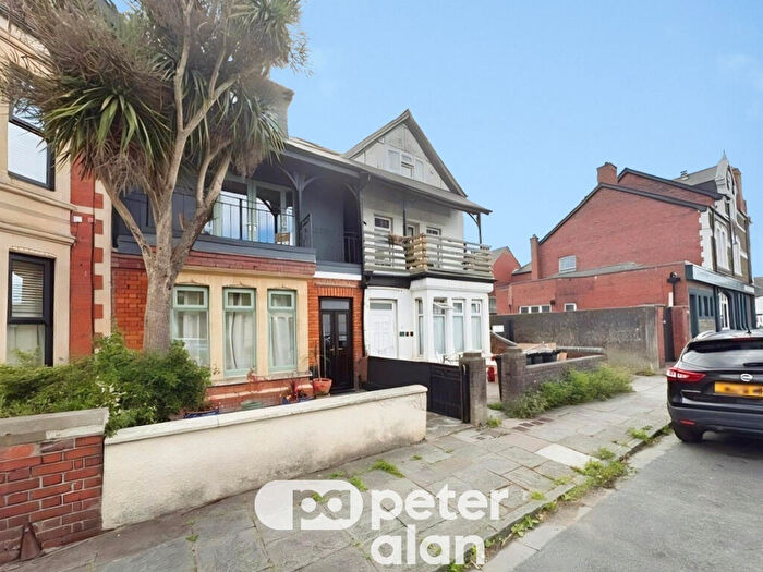 1 Bedroom Apartment To Rent In Kingsland Road, CF5