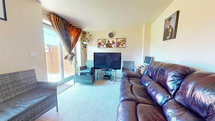 3 Bedroom End Of Terrace House For Sale In Capella Drive, Manchester, M11