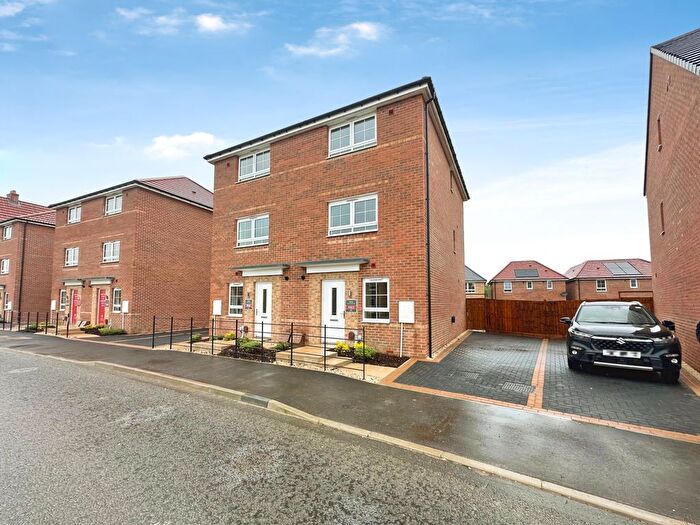 3 Bedroom Property To Rent In Azalea Lane, Witham St. Hughs, Lincoln, LN6