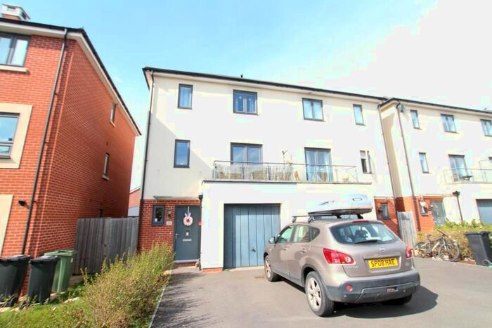 5 Bedroom Property To Rent In Slade Baker Way, Bristol, BS16
