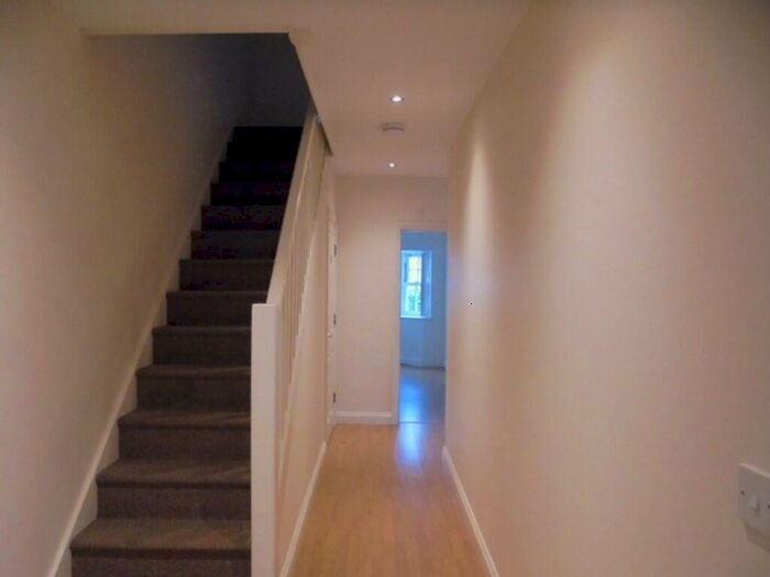 5 Bedroom Semi-Detached House To Rent In Albany Road, Woodhall Spa, LN10
