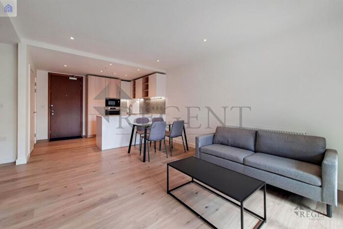 1 Bedroom Apartment To Rent In Blenheim Mansions, Mary Neuner Road, N8