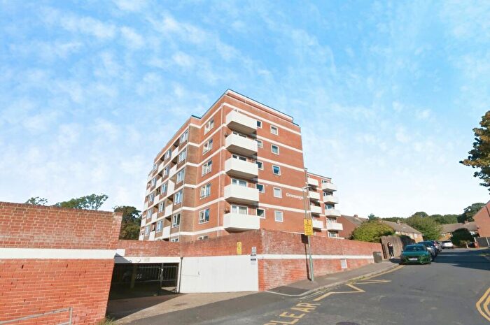 1 Bedroom Flat For Sale In Greenways, Highlands Road, Portslade, Brighton, BN41