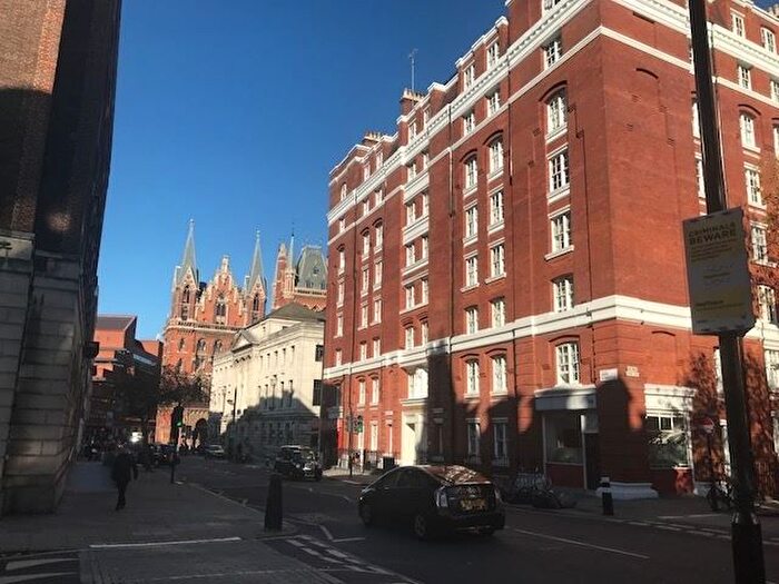 1 Bedroom Flat To Rent In Queen Alexandra Mansions, Hastings Street, London, WC1H