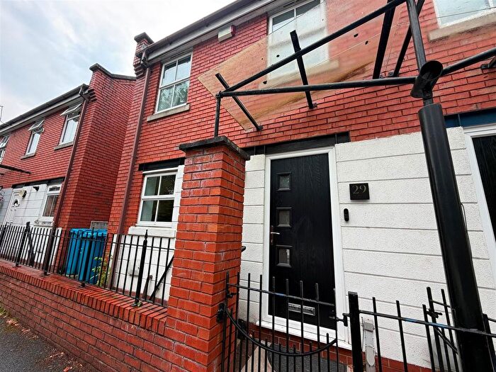 3 Bedroom Property To Rent In St. Marys Street, Hulme, M15