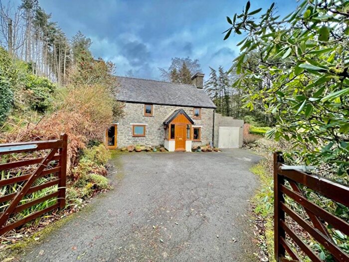 3 Bedroom Property For Sale In Llanafan, Aberystwyth, Ceredigion, SY23