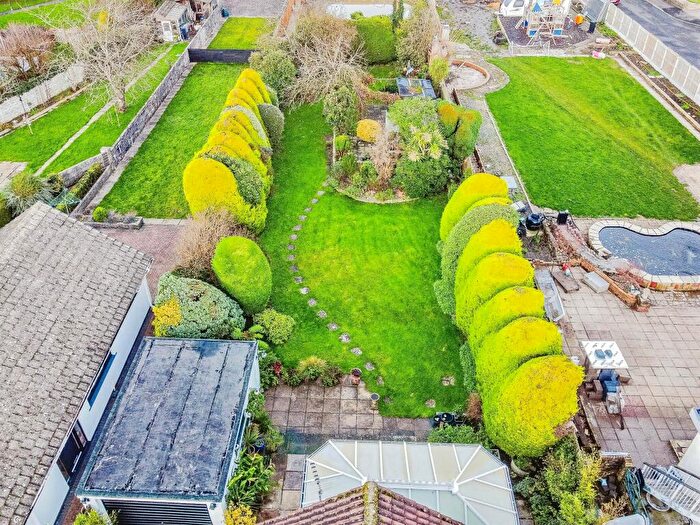 4 Bedroom Detached Bungalow For Sale In Highlight Lane, Barry, CF62