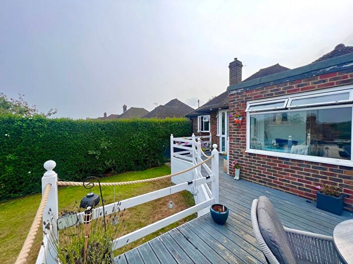 2 Bedroom Detached Bungalow For Sale In Hillcrest Avenue, Bexhill-On-Sea, TN39
