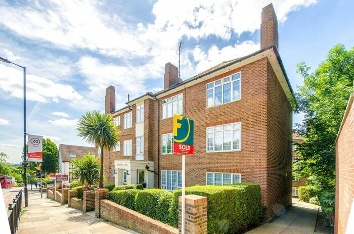 2 Bedroom Flat To Rent In Muswell Hill, Muswell Hill, London, N10