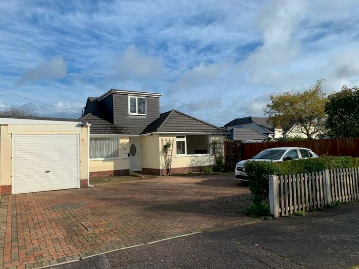 4 Bedroom Bungalow To Rent In Danecrest Road, Lymington, Southampton, SO41