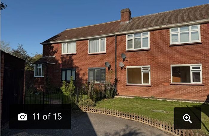 2 Bedroom Flat To Rent In Merton Court, Epsom Road, Ilford, Essex, IG3