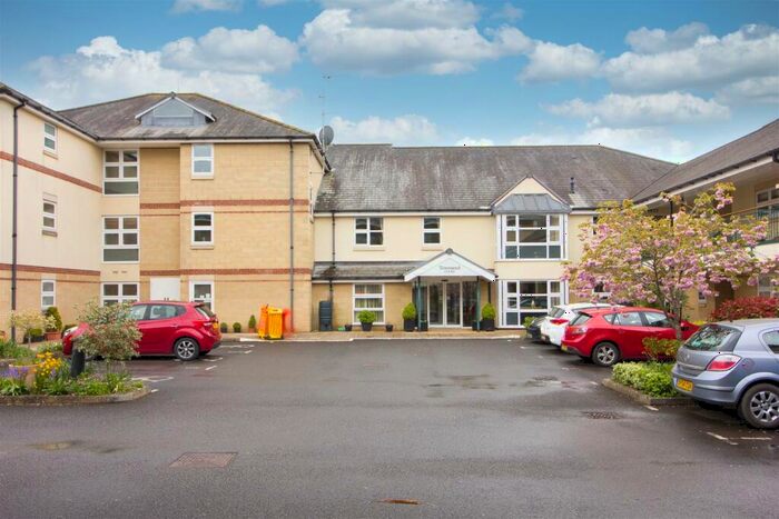 2 Bedroom Apartment For Sale In Townsend Court, Malmesbury, SN16