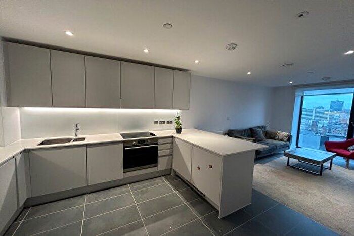 1 Bedroom Flat To Rent In Block B, Salford, M3