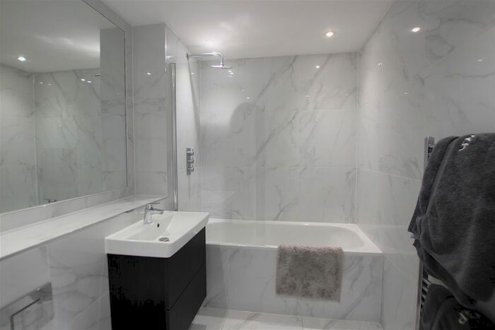 Property To Rent In St. James Road, Brentwood, CM14