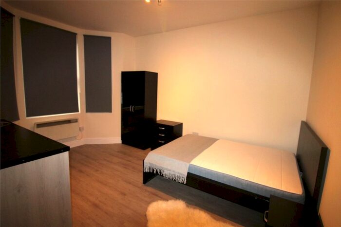 1 Bedroom Studio To Rent In Beaconsfield Road, Southall, UB1