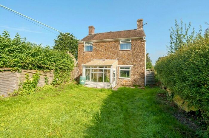 3 Bedroom Detached House For Sale In Galhampton Road, Galhampton, BA22