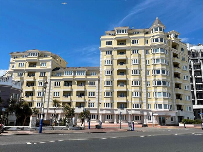 2 Bedroom Apartment For Sale In Grand Parade, Eastbourne, BN21