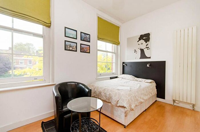 Studio To Rent In Flat, Finchley Road, London, NW3